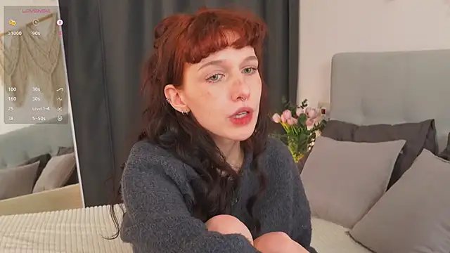 LeelooYolo online show from March 4, 4:15 pm