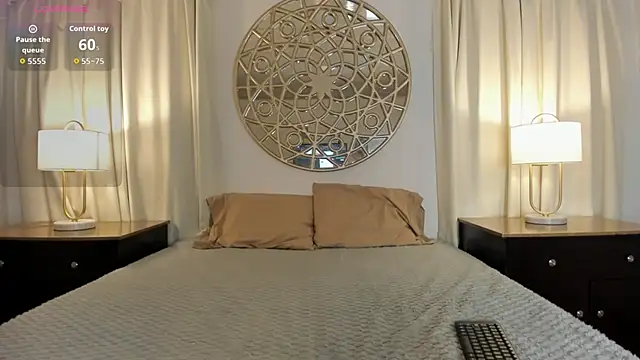 Bambi cutee online show from December 4, 11:42 am