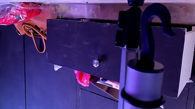 MissKathyfox online show from October 29, 4:06 pm