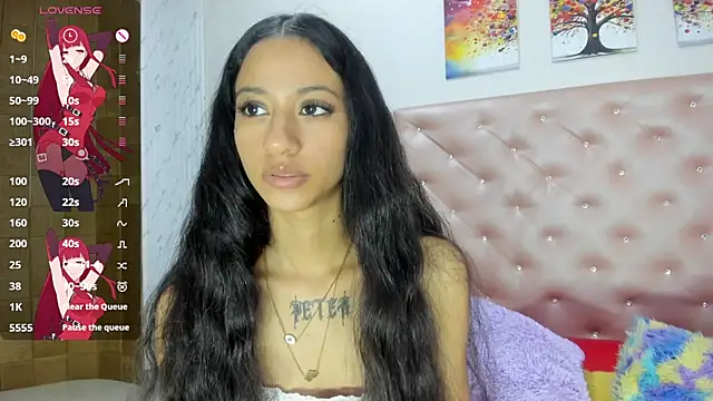 Snapshot of MegannBabby chatting on October 17, 8:10 pm MegannBabby online show from October 17, 8:10 pm