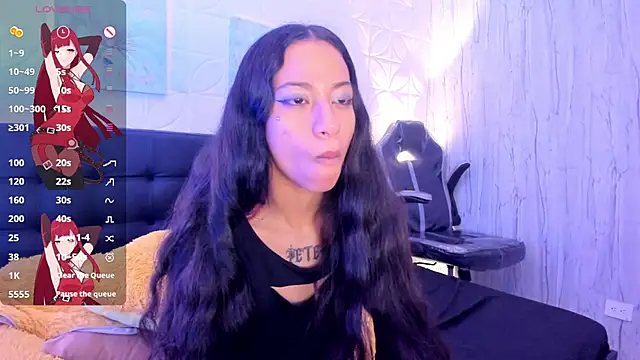 Snapshot of MegannBabby chatting on October 1, 2:17 am MegannBabby online show from October 1, 2:17 am