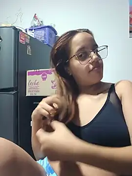 charlothee12 online show from July 3, 2:51 am