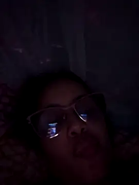 charlothee12 online show from May 8, 1:20 am
