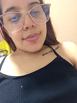 charlothee12 online show from October 22, 4:23 am