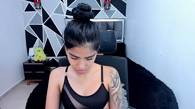 valeria-duarte online show from April 17, 6:55 pm