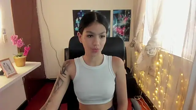 valeria-duarte online show from November 1, 8:57 pm