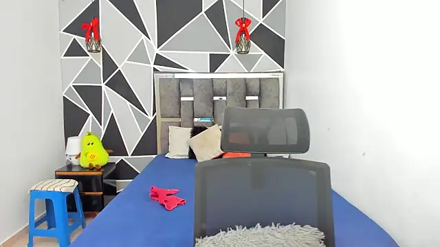 valeria-duarte online show from March 31, 1:02 pm