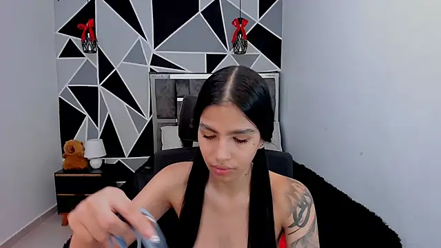 valeria-duarte online show from March 10, 7:51 pm