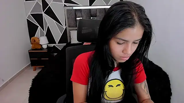 valeria-duarte online show from March 6, 12:33 pm