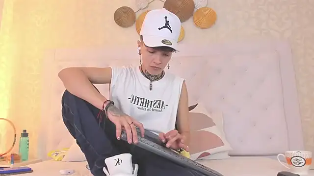 b3k afrodict online show from March 7, 3:46 am