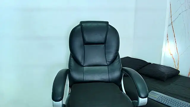 Karla hilton1 online show from March 10, 11:47 am