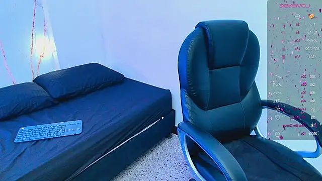 Karla hilton1 online show from October 22, 2:16 pm