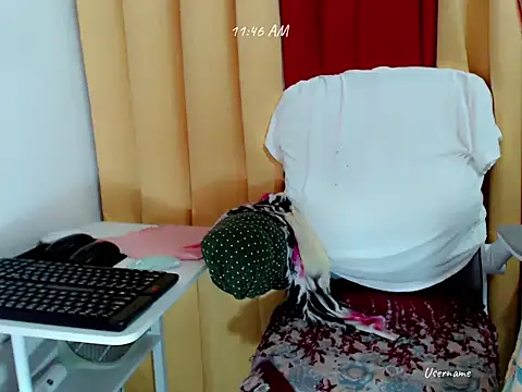 nesianhottits online show from May 26, 3:48 am