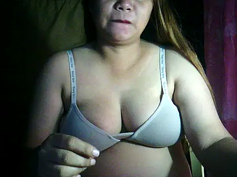 yuana25 online show from February 26, 9:09 am