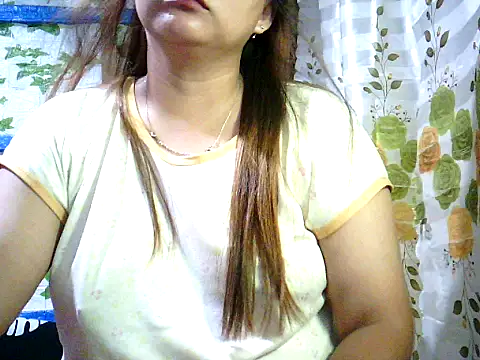 yuana25 online show from October 15, 12:57 pm