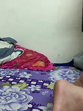 yang-2269 online show from April 28, 9:41 pm