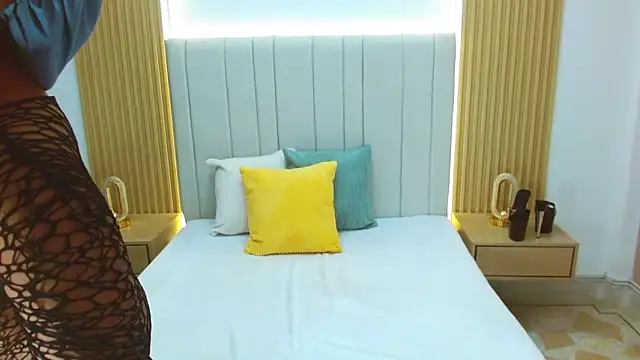 WildScarlet online show from November 17, 12:53 pm