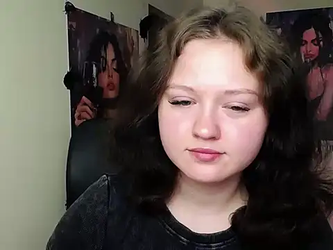 Snapshot of LadyAlice_ chatting on June 16, 5:51 am LadyAlice online show from June 16, 5:51 am