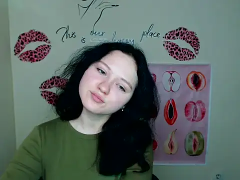 Snapshot of LadyAlice_ chatting on November 6, 7:12 am LadyAlice online show from November 6, 7:12 am