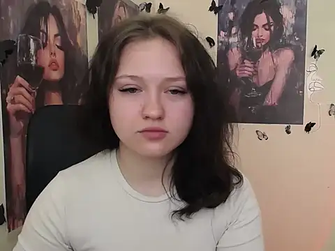Snapshot of LadyAlice_ chatting on April 29, 6:28 am LadyAlice online show from April 29, 6:28 am