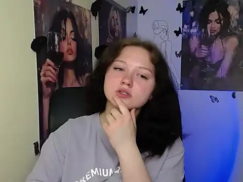 Snapshot of LadyAlice_ chatting on May 13, 6:09 am LadyAlice online show from May 13, 6:09 am