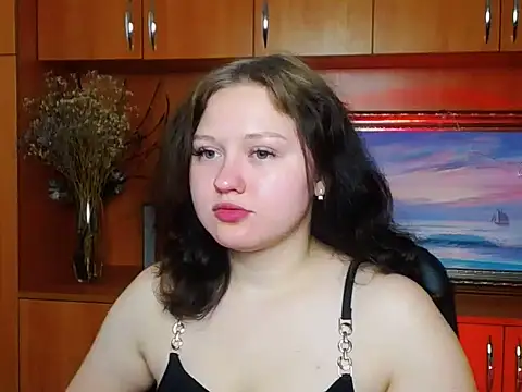 Snapshot of LadyAlice_ chatting on June 15, 6:24 am LadyAlice online show from June 15, 6:24 am