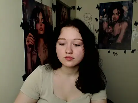 Snapshot of LadyAlice_ chatting on November 19, 7:08 am LadyAlice online show from November 19, 7:08 am