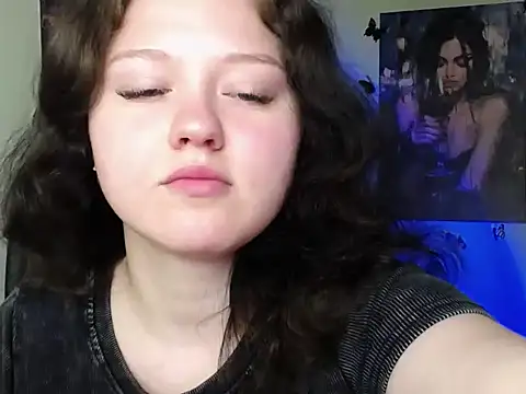 Snapshot of LadyAlice_ chatting on May 23, 6:23 am LadyAlice online show from May 23, 6:23 am