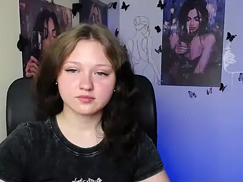 Snapshot of LadyAlice_ chatting on June 30, 6:13 am LadyAlice online show from June 30, 6:13 am