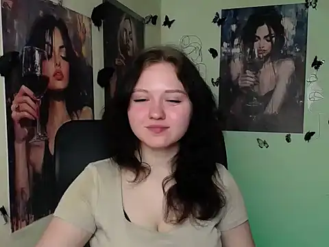 LadyAlice  online show from April 1, 5:42 am