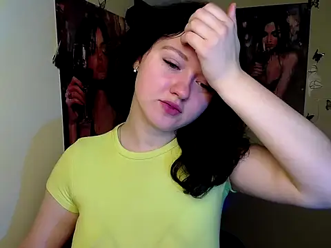 LadyAlice  online show from October 15, 6:11 am