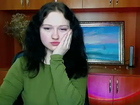 LadyAlice  online show from February 19, 7:16 am