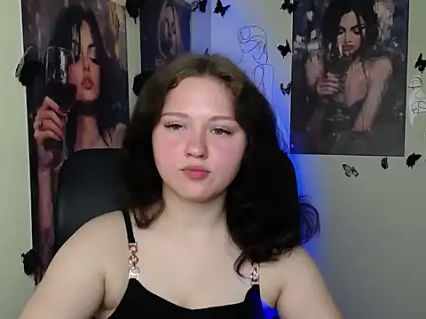 Snapshot of LadyAlice_ chatting on May 19, 6:09 am LadyAlice online show from May 19, 6:09 am