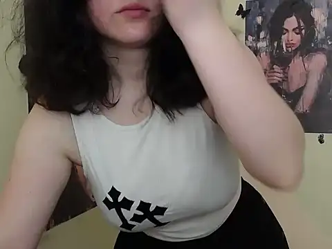 Snapshot of LadyAlice_ chatting on May 6, 6:17 am LadyAlice online show from May 6, 6:17 am