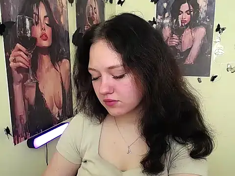 LadyAlice  online show from September 11, 6:13 am