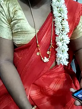 Snapshot of lolida69thamil chatting on September 19, 5:22 am lolida69thamil online show from September 19, 5:22 am