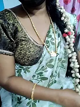 Snapshot of lolida69thamil chatting on March 2, 11:50 am lolida69thamil online show from March 2, 11:50 am