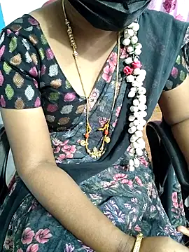 Snapshot of lolida69thamil chatting on February 12, 4:23 am lolida69thamil online show from February 12, 4:23 am