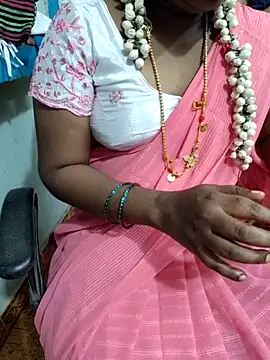 Snapshot of lolida69thamil chatting on November 3, 6:40 am lolida69thamil online show from November 3, 6:40 am