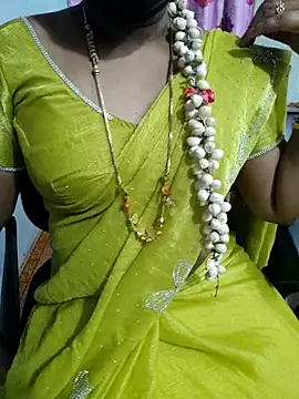 Snapshot of lolida69thamil chatting on February 22, 5:32 am lolida69thamil online show from February 22, 5:32 am