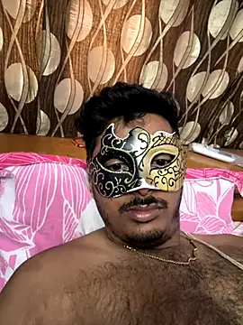 Snapshot of VVcouple chatting on October 13, 2:13 am VVcouple online show from October 13, 2:13 am