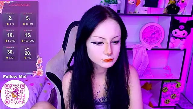 MiaScarlettt online show from December 4, 8:08 pm