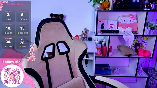 MiaScarlettt online show from December 19, 7:27 pm