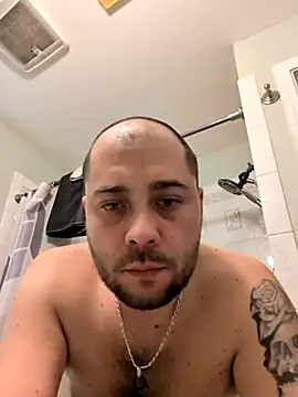 Snapshot of thechiguy91 chatting on March 3, 10:17 pm thechiguy91 online show from March 3, 10:17 pm