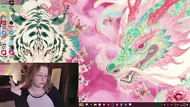 Snapshot of Morvelyn chatting on June 1, 1:44 pm Morvelyn online show from June 1, 1:44 pm