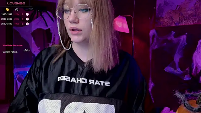 Morvelyn online show from October 28, 5:23 pm