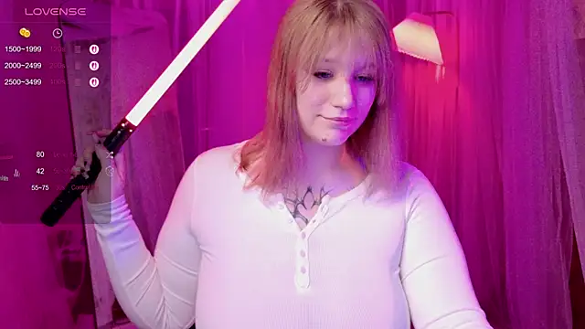 Morvelyn online show from November 4, 4:00 pm