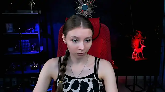 JulieDaniel online show from April 10, 4:19 am