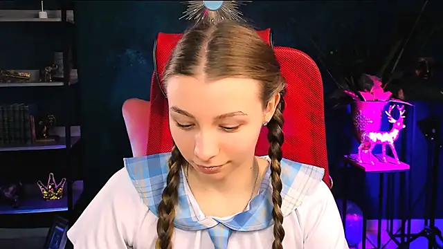 JulieDaniel online show from November 11, 4:29 am