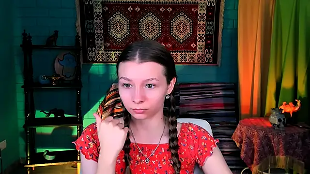 JulieDaniel online show from November 27, 4:13 am